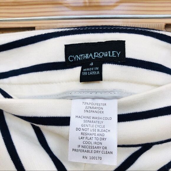 Cynthia Rowley Graphic Chevron Stripe Mini Skirt - Picture 6 of 6